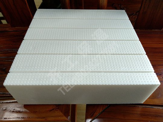 如何證明此擠塑板的隔熱性好？